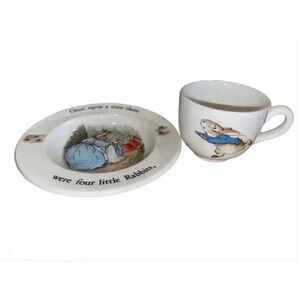 Vintage Wedgwood Petter Rabbit Teacup & Dish